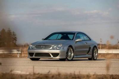 Покупка этого Mercedes-Benz CLK DTM AMG 2005 года в США будет сопровождаться массой проблем