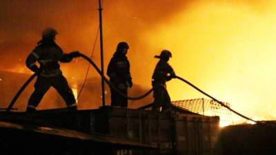 В Приморье два человека погибли в ночном пожаре