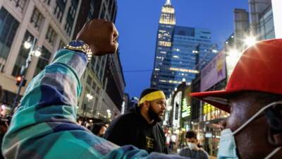 В Нью-Йорке проходят протесты Black Lives Matter