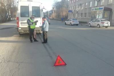 В Екатеринбурге автобус сбил 12-летнего подростка