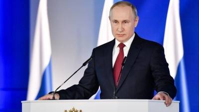 Как послания Путина Федеральному собранию меняли жизнь в России, и что ждут от нового?