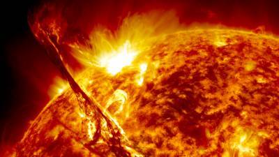 Сибирские ученые будут изучать вспышки в короне Солнца