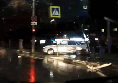 Опубликовано видео с места аварии на улице Есенина