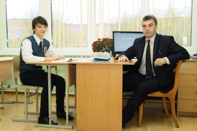 В чем сложность работы педагога? Ответ на этот вопрос дал заслуженный учитель Республики Беларусь Альфред Ладыко из Лиды