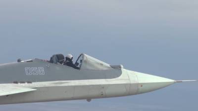 Истребитель Су-57 модифицируют для управления группой БПЛА