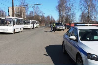 Жители Петрозаводска не верят, что проверки маршруточников исправят ситуацию