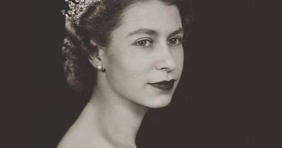 Елизавета II празднует день рождения: 15 архивных фото, которые ты редко где увидишь