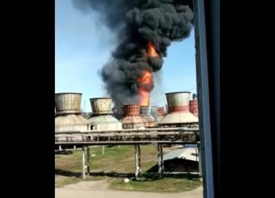 В Башкирии горит завод «Синтез-Каучук»