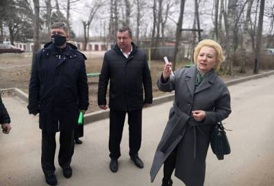Вице-губернатор Ленобласти по безопасности Михаил Ильин проверил работу управляющей компании в Приозерске