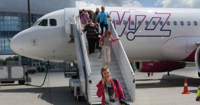 В Украине подешевеют авиабилеты: правительство планирует ввести нулевой НДС на внутренние рейсы