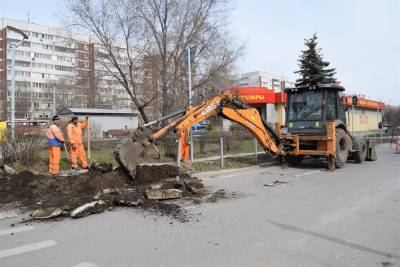 В Ульяновске восемь дорог ремонтируют по нацпроекту