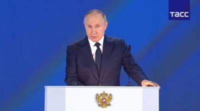 Путин: Пандемия сплотила наше общество, все работали на совесть