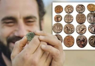 Археологи нашли в Израиле древний клад (фото)