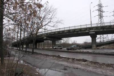 В Ярославле рассказали, когда доделают Добрынинский мост
