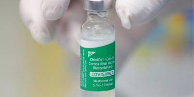 Прикарпатские медики испортили почти 500 доз вакцины AstraZeneca из-за волнения — ОГА