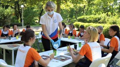 Президент РФ предложил возвращать половину стоимости путевок в детские летние лагеря
