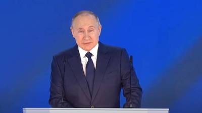 Путин поручил продлить программу туристического кешбэка за поездки по России