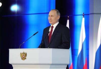 Владимир Путин: Будем поощрять тех, кто вкладывает дивиденды в развитие отраслей