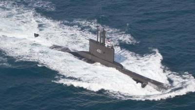 Индонезия ищет свою пропавшую боевую субмарину с 53 моряками