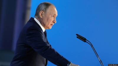 Послание к Федеральному собранию: Путин вспомнил Януковича и предостерег от перехода "красной линии" с Россией