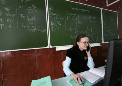 Более 1 тыс. кураторов учебных групп в Ярославской области будут получать новую выплату
