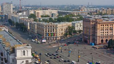 У площади Революции в Челябинске начали скапливаться силовики (Новость дополняется)