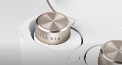 Bowers & Wilkins представила идеальные для перелетов беспроводные наушники