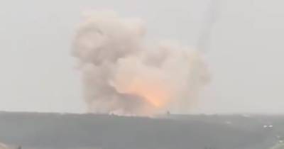 В Израиле прогремел мощный взрыв на военном заводе (видео)
