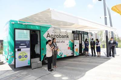 «Агробанк» представил мобильный офис банка