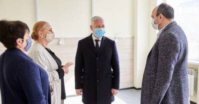 Актуально И.о. мэра Харькова Терехов: В больнице №17 созданы дополнительные 30 мест для больных COVID-19