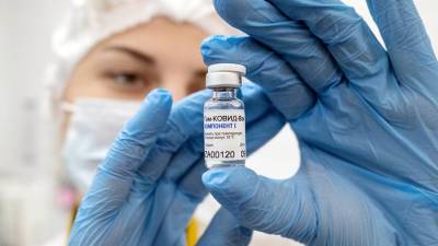 В Крыму открылись три пункта вакцинации против коронавируса