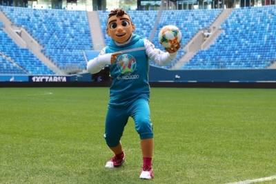 Петербург может принять еще четыре футбольных матча Евро-2021