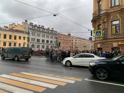 В Петербурге за 50 минут митинга задержали 21 человека