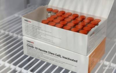 МОЗ попросило Китай ускорить поставки COVІD-вакцины Sinovac