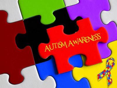 Ученые рассказали, почему аутизм чаще встречается у мальчиков, чем у девочек и мира