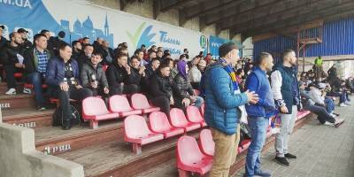 Львов Минай - львовский клуб похвастался группой плотно сидящих болельщиков без масок на стадионе - ТЕЛЕГРАФ