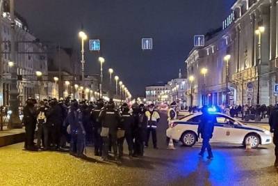 Несанкционированная акция в Петербурге закончилась рекордными задержаниями