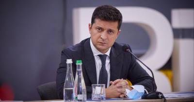 Зеленский одобрил санкции СНБО против 95 компаний