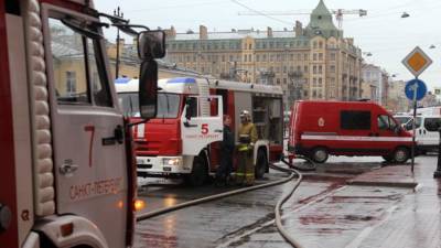 В реконструируемом здание в Санкт-Петербурге произошел пожар