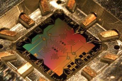 Российские учёные внесли весомый вклад в решение проблемы квантовой памяти компьютеров