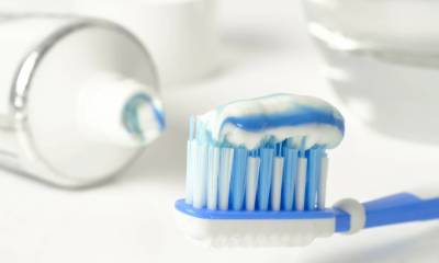 Названы умалчиваемые стоматологами ошибки при чистке зубов