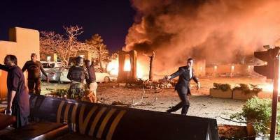 В Кветте взорвали авто у отеля Serena, много погибших и раненых, китайский дипломат выжил - Фото/видео - ТЕЛЕГРАФ