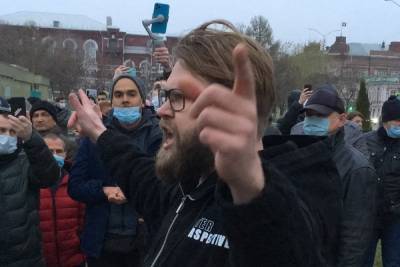 Несанкционированный митинг за Навального в Саратове: первые задержания