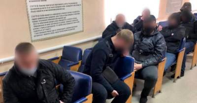 В полиции рассказали о дальнейшей судьбе "титушек" из задержанных на Харьковщине автобусов