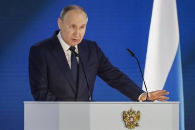 Путин не ответил на предложение Зеленского встретиться на Донбассе