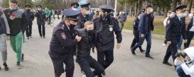 В Уфе на митинге в поддержку Алексея Навального задержали 40 человек