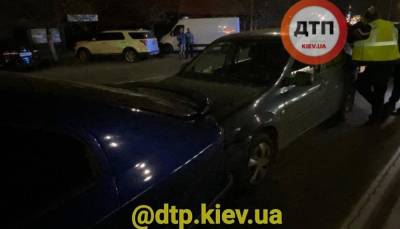 На Позняках в Киеве водитель Land Rover спровоцировал масштабное ДТП и пытался скрыться – видео