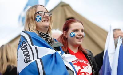 Ipsos (Франция): половина британцев считают, что правительство должно разрешить еще один референдум о независимости Шотландии в случае, если большинство на выборах получит Шотландская национальная партия