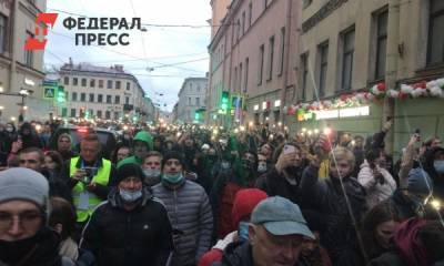 Задержанные на митинге в Петербурге пожаловались омбудсмену на полицию