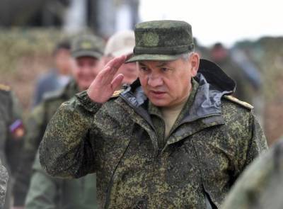 Шойгу прибыл в Крым с проверкой морских и сухопутных сил перед маневрами